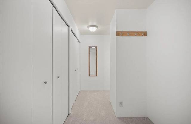 700 West 7th Avenue Gallery 4