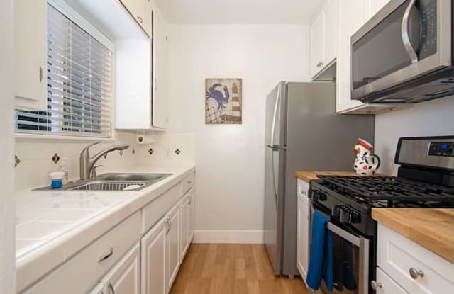 723 Whiting Court-1 Gallery 4