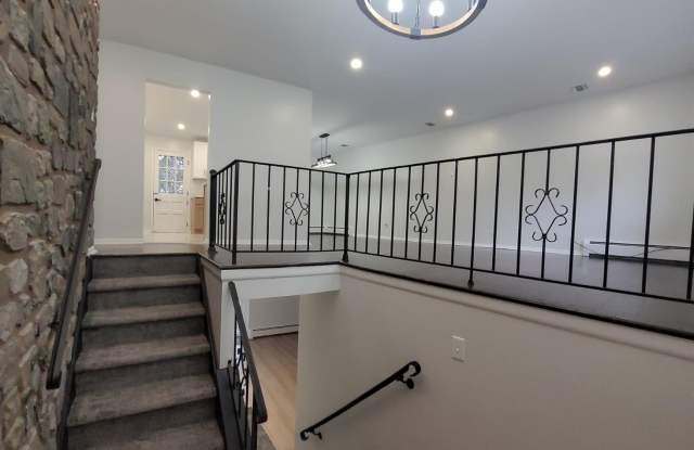 52 Surrey Road Gallery 2