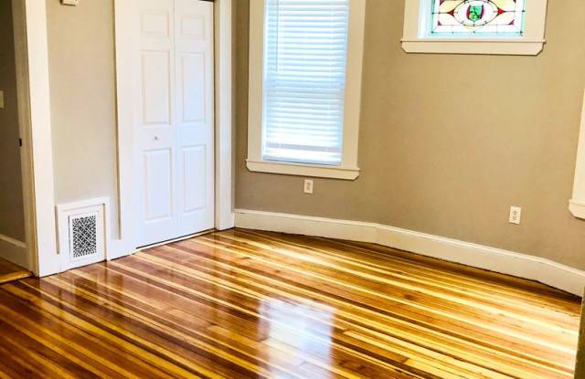 Newly Renovated 3-Bedroom – Steps from Ronan Park – ONE MONTH FREE! Gallery 3