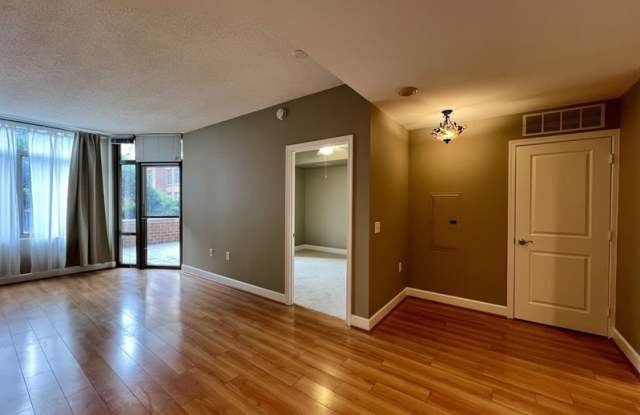 3600 South Glebe Road - 230W Gallery 4