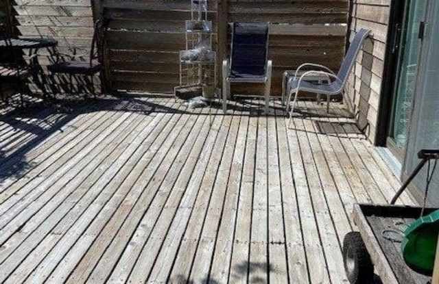 295 Cottage Walk Gallery 3