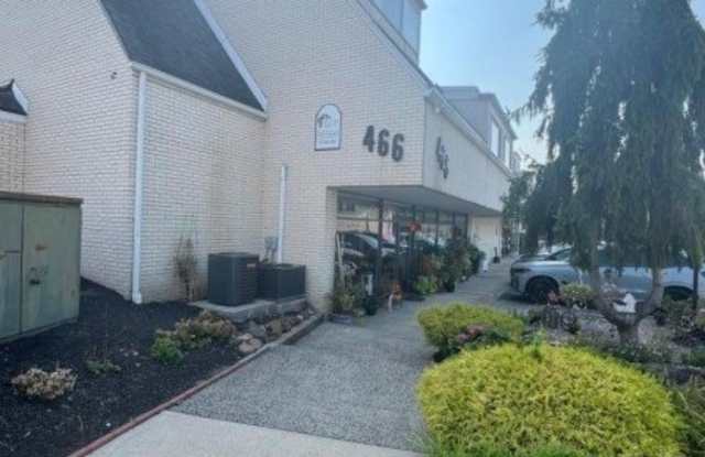 466 Pompton Ave - 466 Pompton Avenue, Essex County, NJ 07009