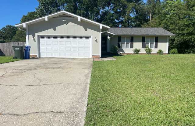 Beautifully Updated 3 Bed Home with Bonus Room photos photos