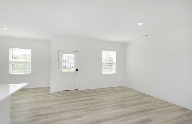 17290 Wellburn Drive Gallery 4