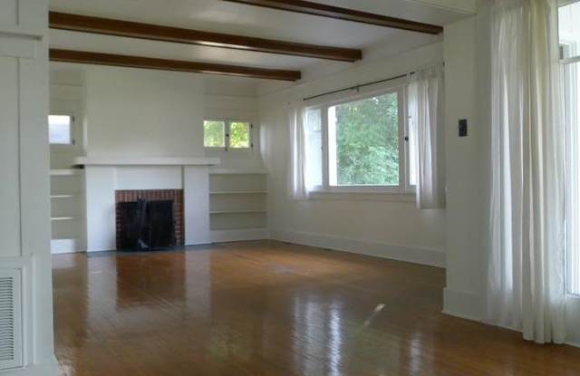 148 North WILTON Place Gallery 4