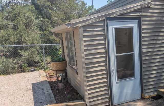 3176 W Pikes Peak Avenue Gallery 2