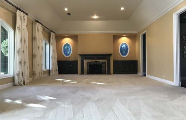 3733 E Mandeville Place Gallery 3