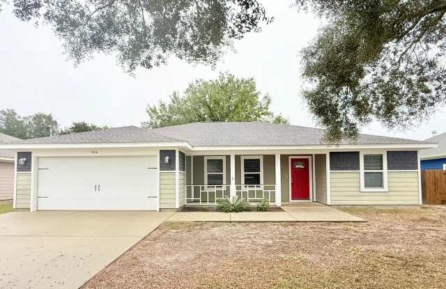 Modern 3-Bedroom Home - Navarre - 2016 Salamanca Street, Navarre, FL 32566