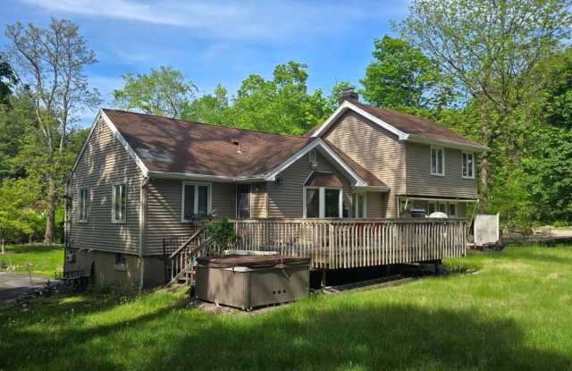 110 Lime Kiln Gallery 2