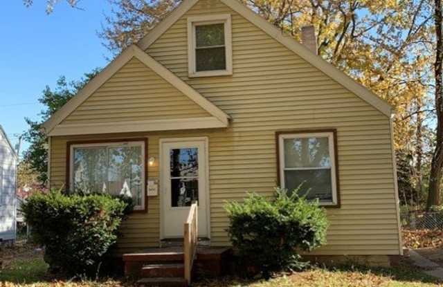 3 Bedroom House - 3434 Beaumont Drive, Toledo, OH 43608