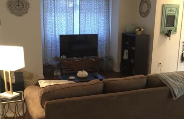 3040 Barrymore Street photos photos