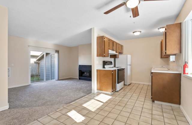 Queens Commons photos photos