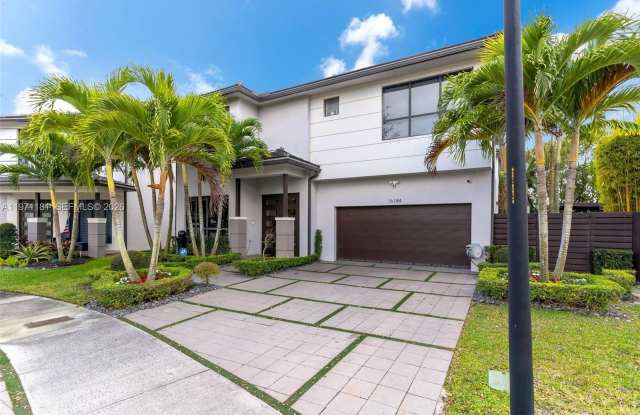 16184 SW 136th Way photos photos