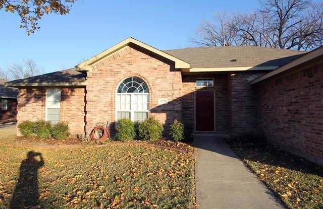 9328 Sycamore Gallery 2