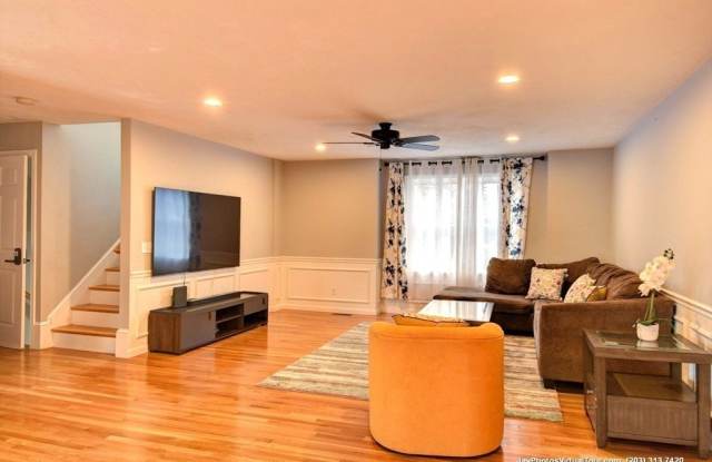 110 Apricot Street photos photos