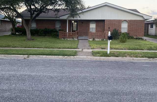 127 Chiltipin Drive photos photos