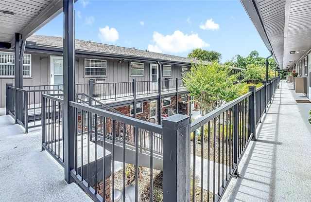 851 MILES AVENUE photos photos