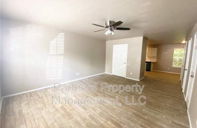 1530 North Addington Avenue photos photos