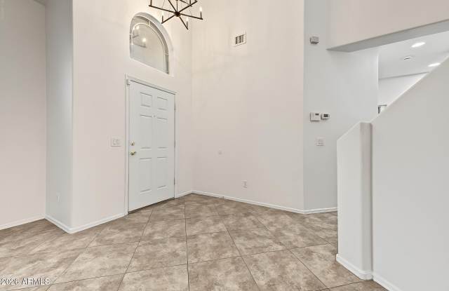15523 W CENTRAL Street Gallery 4