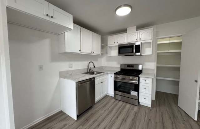 5725-29 Vineland Ave. photos photos