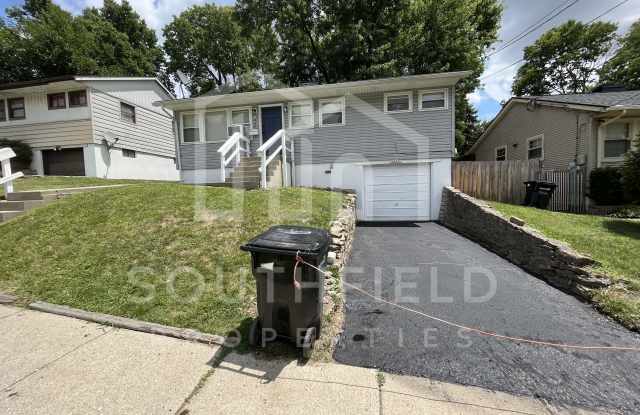 2552 Sarvis Court photos photos