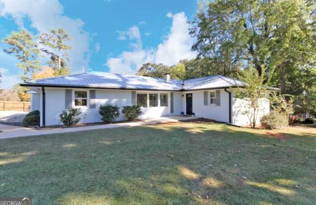 1092 West Lake Drive - 1092 West Lake Drive, Athens, GA 30606 1092 West Lake Drive - 1092 West Lake Drive, Athens, GA 30606