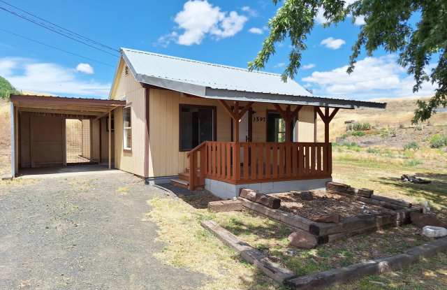 Charming 2 bed 1 bath home on Westgate photos photos