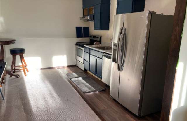 6203 Madrona Dr NE Gallery 2