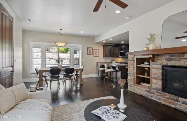 13609 N Hillclimb Lane unit: X1 photos photos