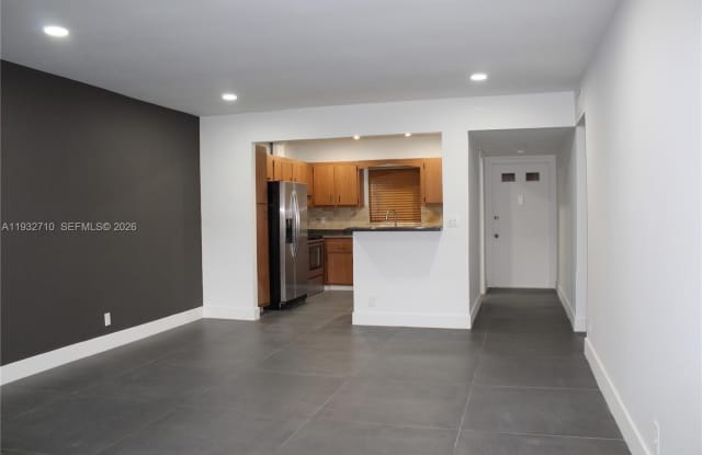 5140 SW 40th Ave photos photos