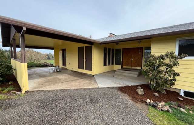 5 Bedroom 2.5 Bath Gaston OR Gallery 4