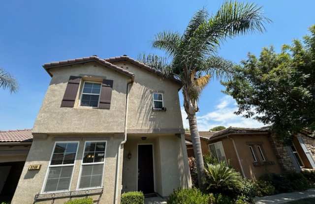 Avalon Gated Community - 3248 North Memory Street, Visalia, CA 93291
