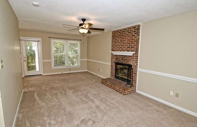 3621 Castlegate Drive Gallery 3