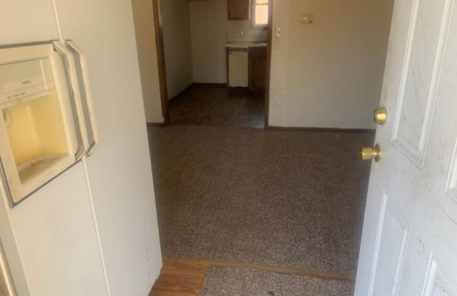 489 Dilworth Rd - 489 Dillworth Road, Lebanon, MO 65536