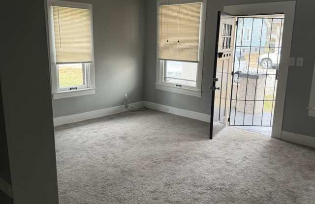 Cute and Cozy 2BD/1BA   LEASING SPECIAL – Move in by 9/1/2026 and October rent is free! Gallery 4