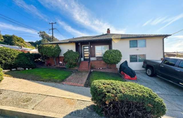 Charming 3-Bedroom Home in Hayward Hills photos photos