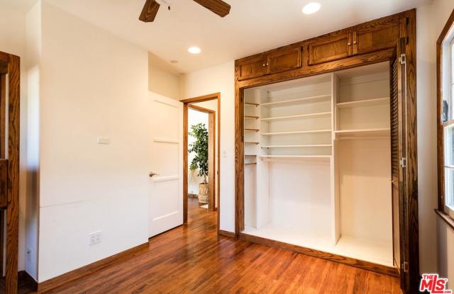 12773 BROOKLAKE Street Gallery 4