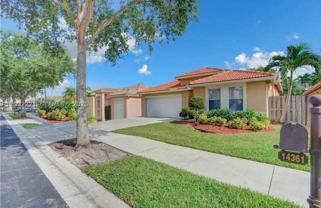 14361 N Royal Cove Cir Gallery 1