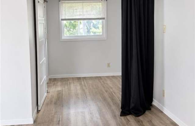 1006 Briarfield Road Gallery 3