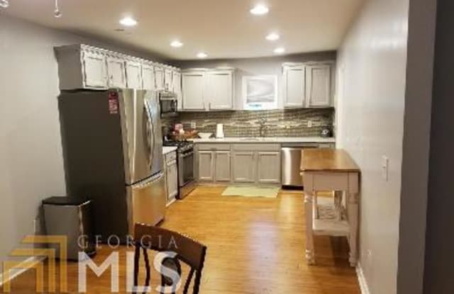 942 SE Bobcat Ct - 942 Bobcat Ct SE, Cobb County, GA 30067