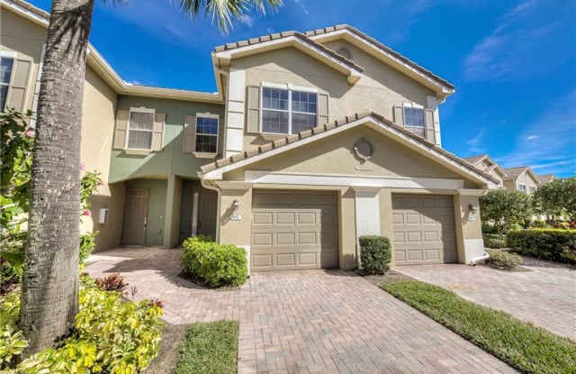3121 Cottonwood BEND - 3121 Cottonwood Bend, Lee County, FL 33905