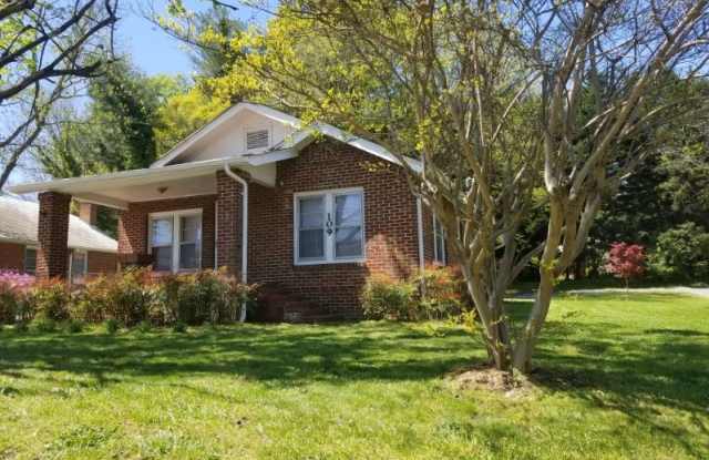 109 Cleveland Avenue - 109 Cleveland Avenue, Kings Mountain, NC 28086