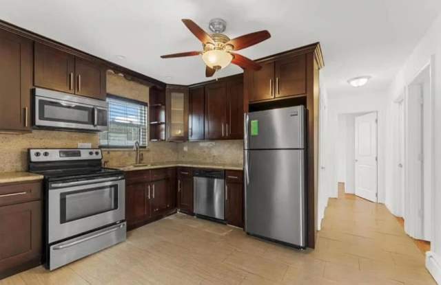 23 Doris Avenue - 23 Doris Avenue, Franklin Square, NY 11010 23 Doris Avenue - 23 Doris Avenue, Franklin Square, NY 11010