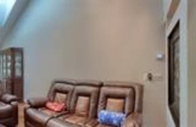 29628 NOVA WOODS Drive Gallery 4