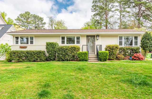 Charming ranch home walking distance to North Hills - 309 Latimer Road, Raleigh, NC 27609 Charming ranch home walking distance to North Hills - 309 Latimer Road, Raleigh, NC 27609