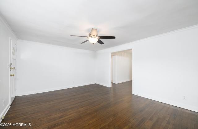 158 Manor Drive Gallery 4