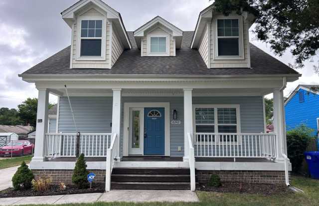 Charming 4-Bed, 2.5-Bath Coastal Cottage – Norfolk Gem! photos photos