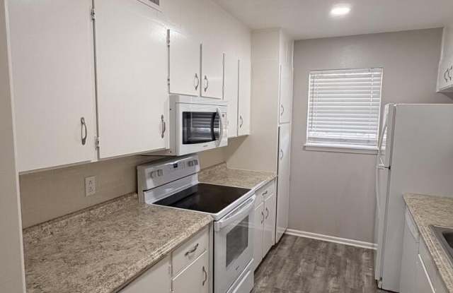 1317 Tanglewood Lane Gallery 4