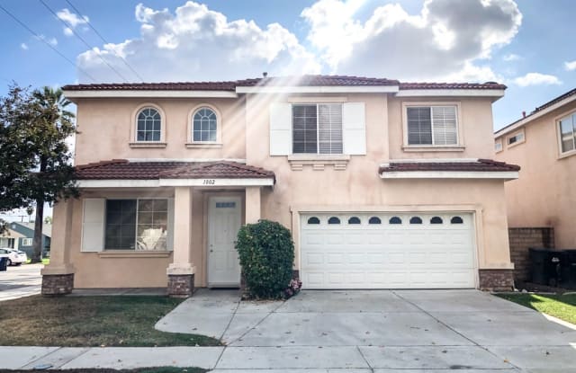 1802 W Kenoak Drive - 1802 West Kenoak Drive, West Covina, CA 91790